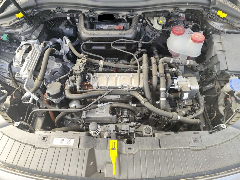 Mercedes-Benz EQA 300 4Matic AMG Line — zdjęcie 8