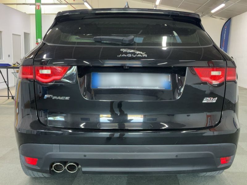 Jaguar F-Pace 20d Prestige AWD — zdjęcie 5