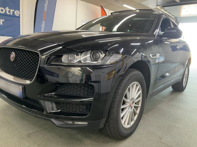 Jaguar F-Pace 20d Prestige AWD — zdjęcie 2