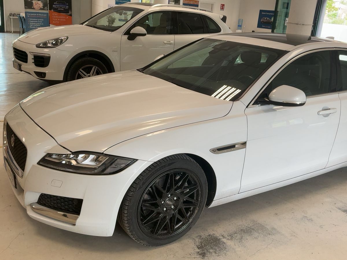 Jaguar XF d'occasion