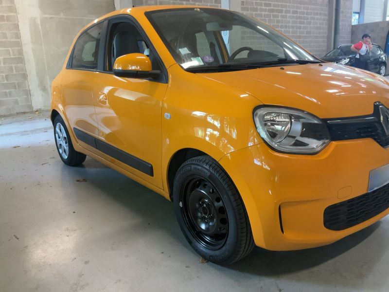 Renault Twingo 1.0 SCe Zen — zdjęcie 8