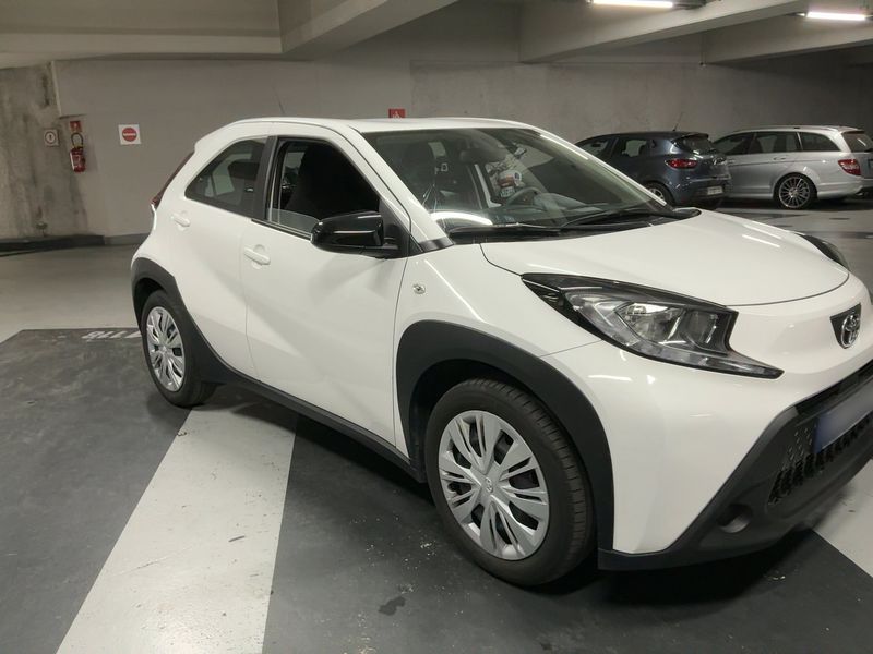 Toyota Aygo X 1.0 VVT-i Dynamic — zdjęcie 8