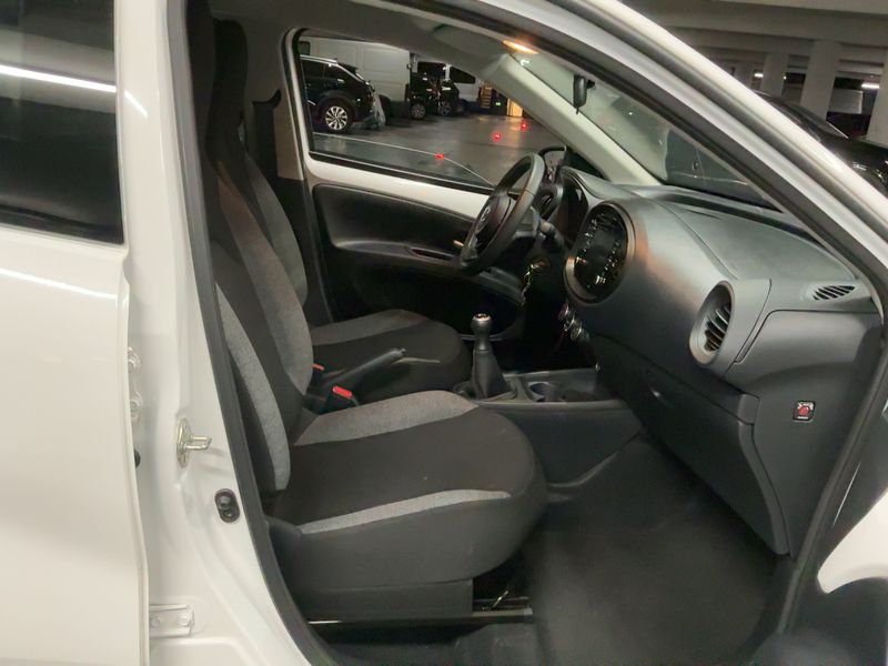 Toyota Aygo X 1.0 VVT-i Dynamic — zdjęcie 11