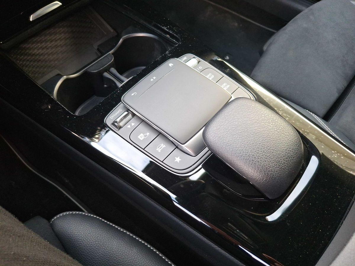 Mercedes-Benz CLA-Klasse 2020 — photo 38
