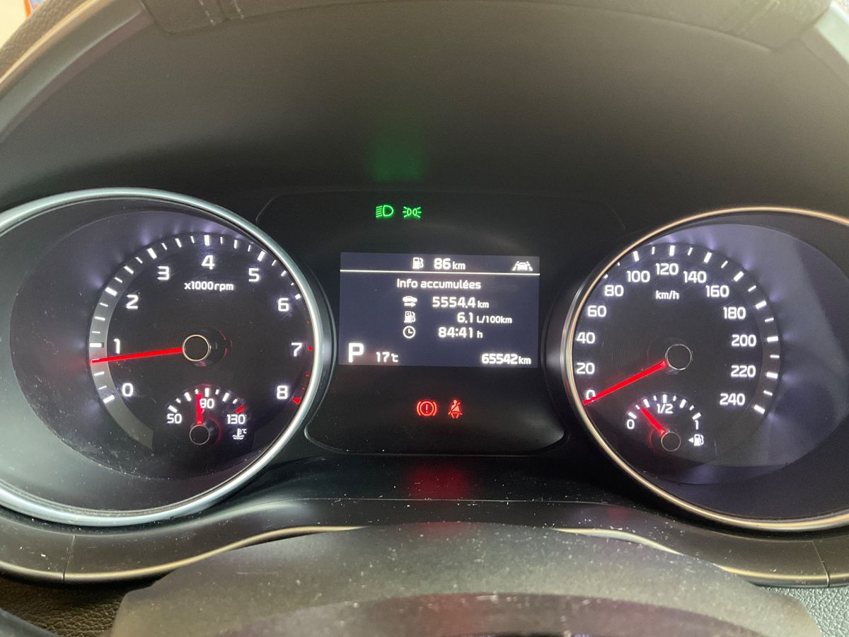 Kia XCeed 2021 — photo 19