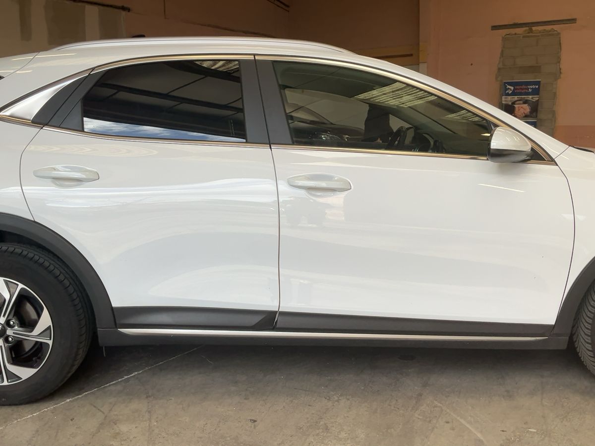 Kia XCeed 2021 — photo 11