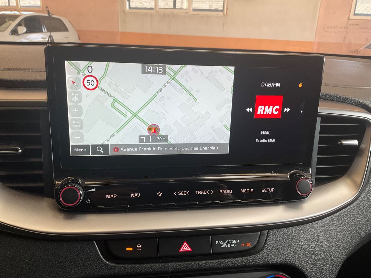 Kia XCeed 2021 — photo 24