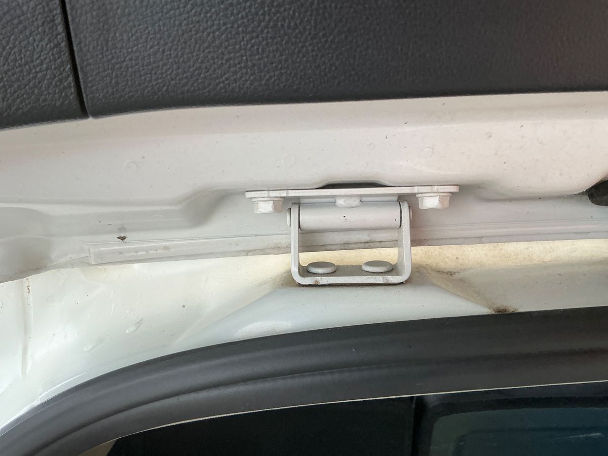 Kia Carens 2016 — photo 52