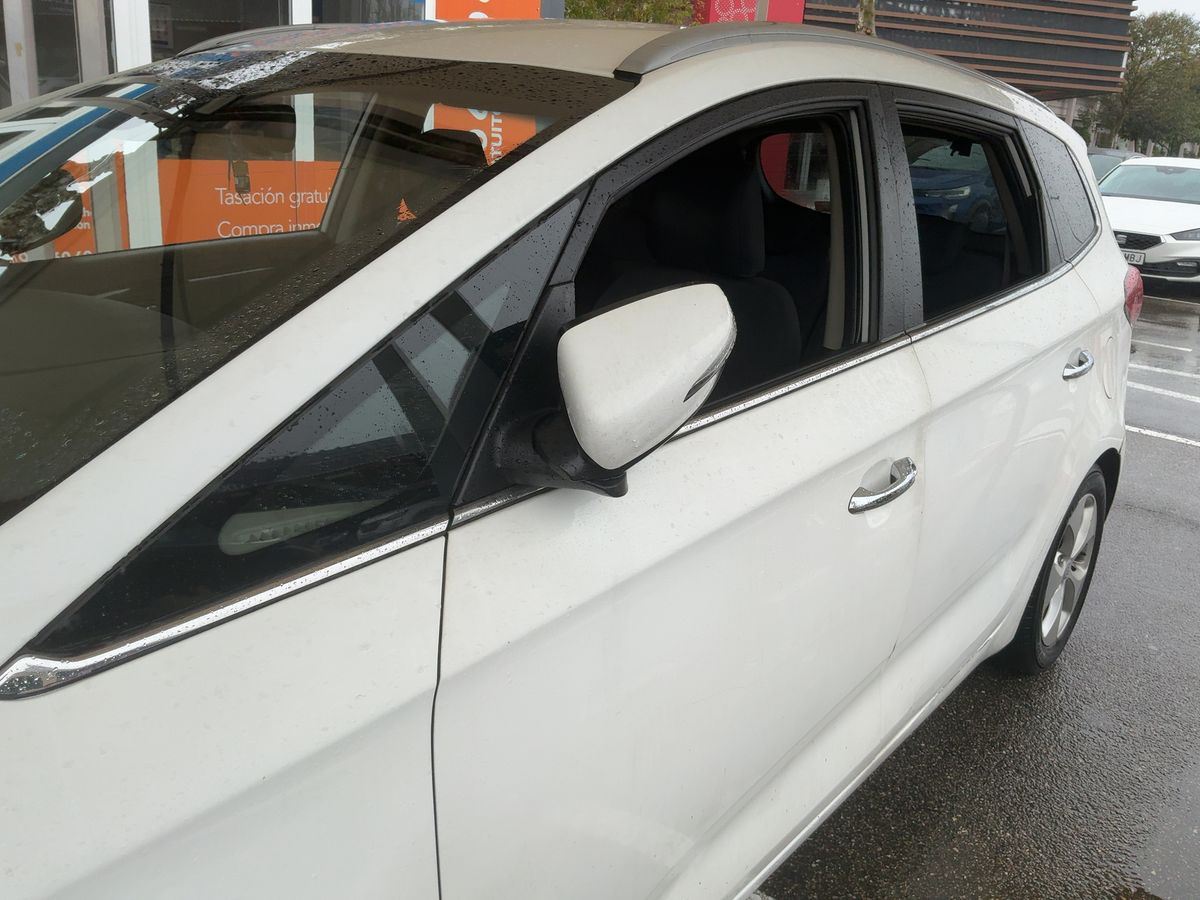 Kia Carens 2016 — photo 5
