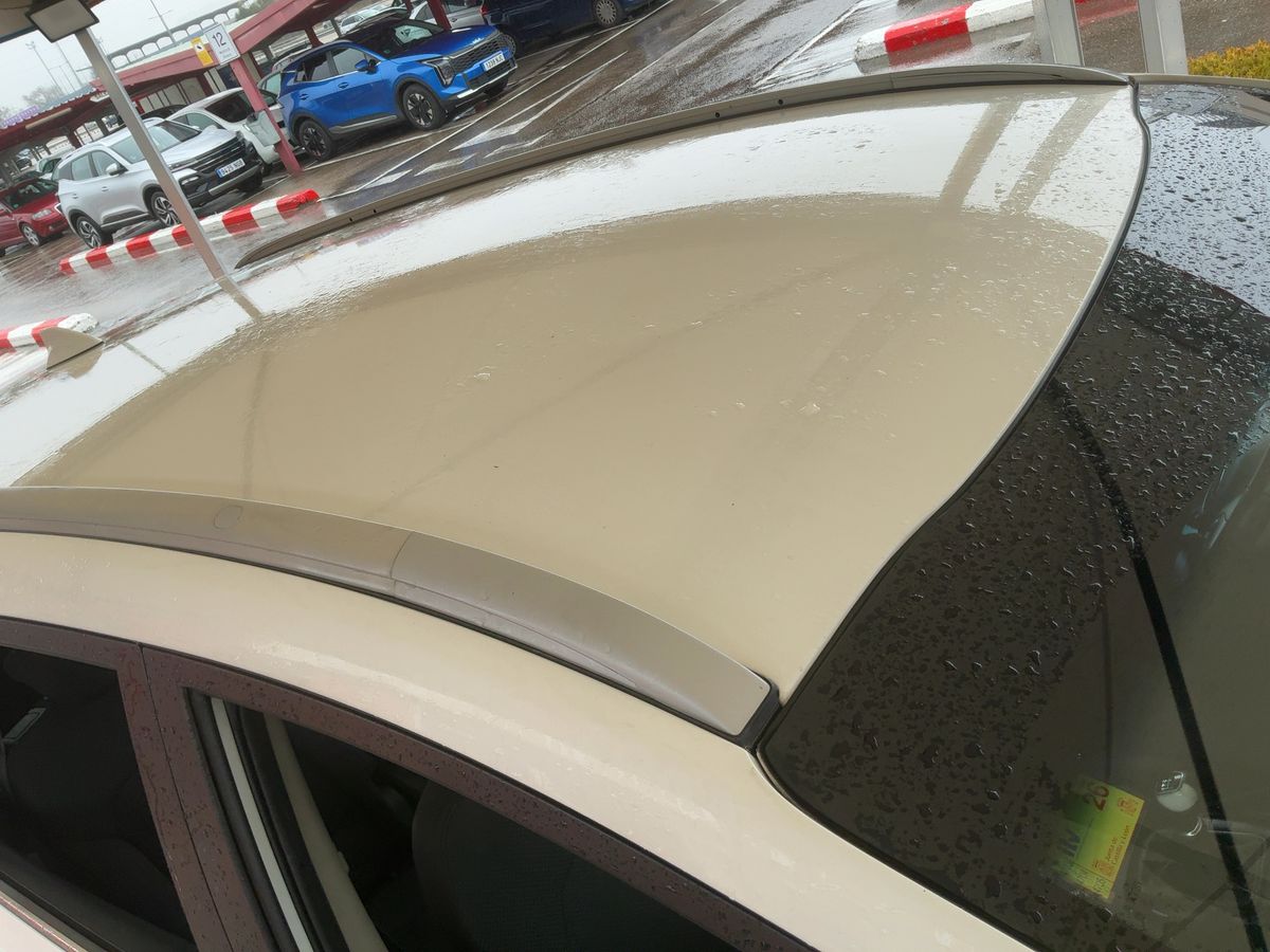 Kia Carens 2016 — photo 14