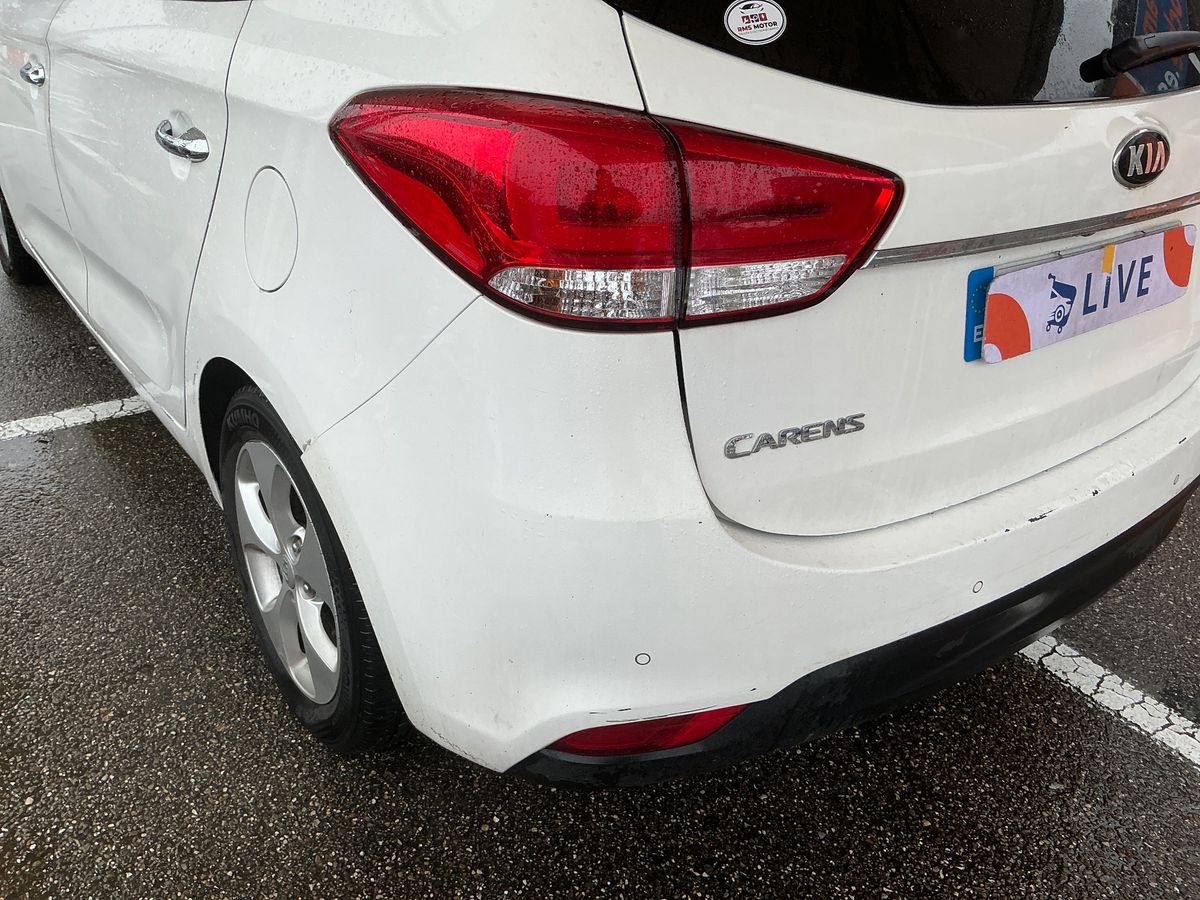 Kia Carens 2016 — photo 36
