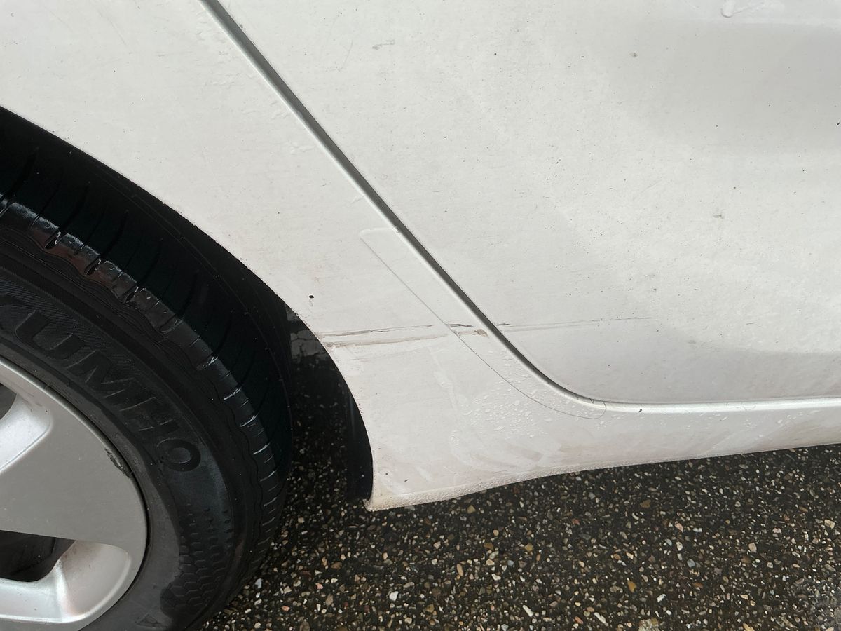 Kia Carens 2016 — photo 24