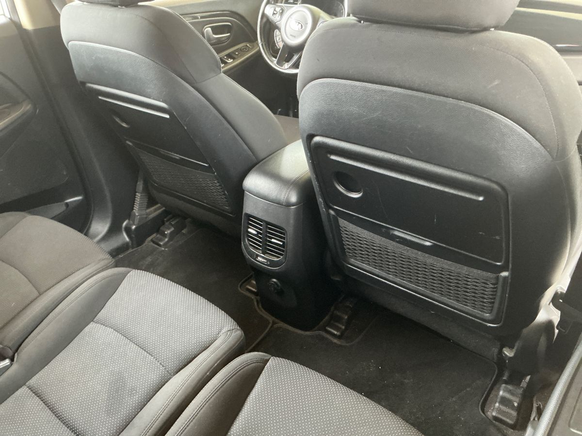 Kia Carens 2016 — photo 54