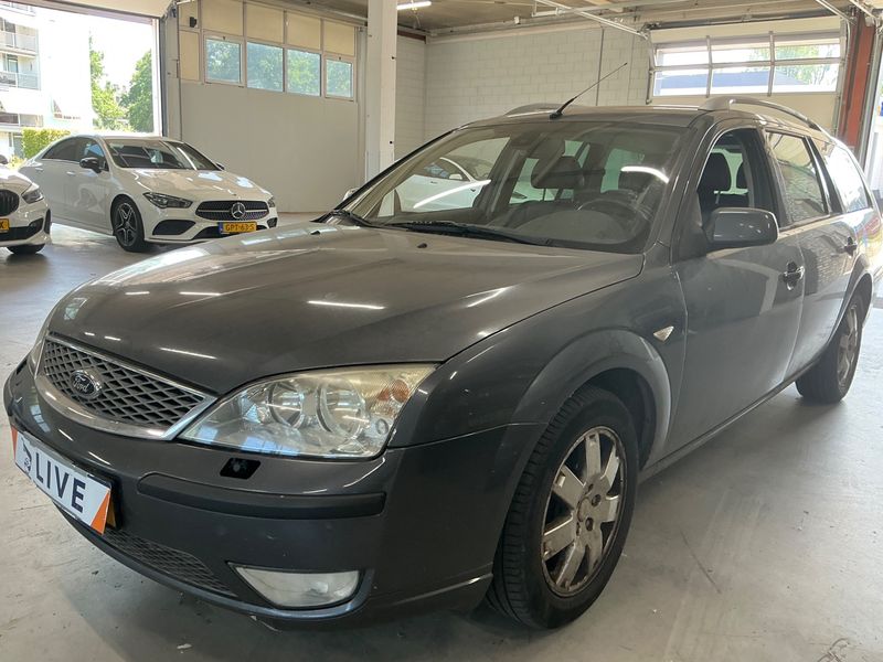 Ford Mondeo 1.8 Titanium