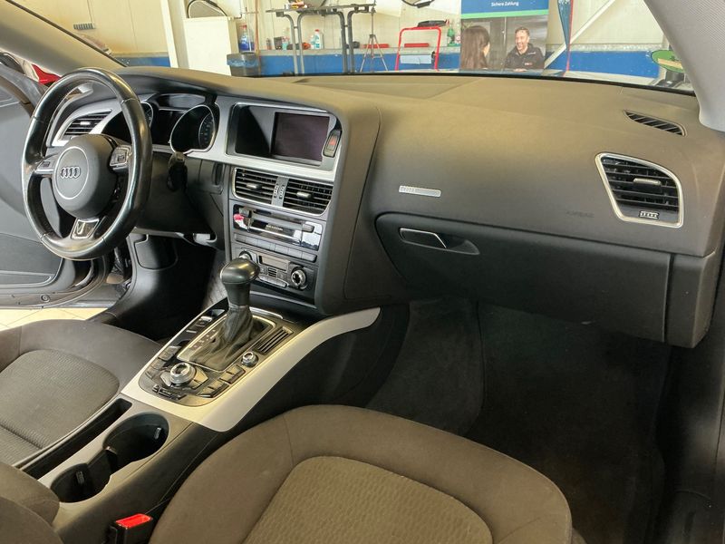 Audi A5 2.0 TDI — zdjęcie 12