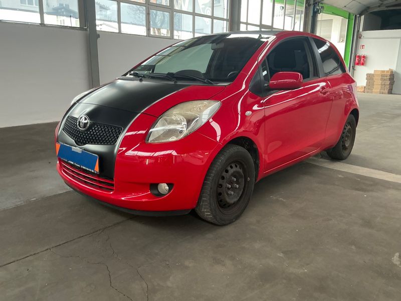 Yaris 1.3 VVT-i Sol