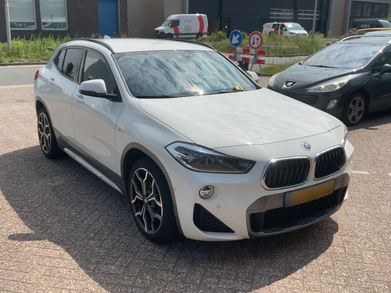 BMW X2 sDrive 20i M Sport X — zdjęcie 8