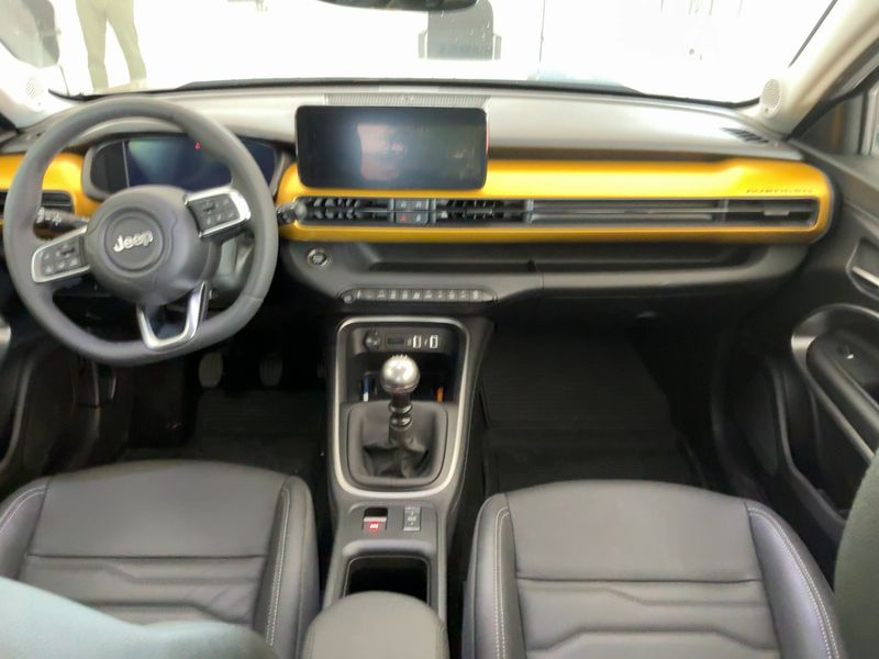 Jeep Avenger 1.2 T-GDI Summit — zdjęcie 12