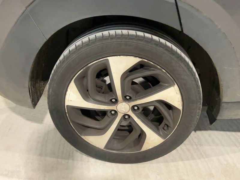 Hyundai Tucson 1.7 CRDi Creative 2WD 2017 – снимка 9