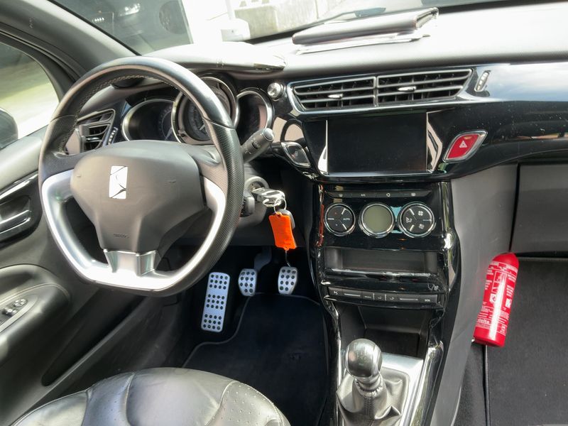 DS Automobiles DS3 1.2 PureTech SportChic — zdjęcie 12