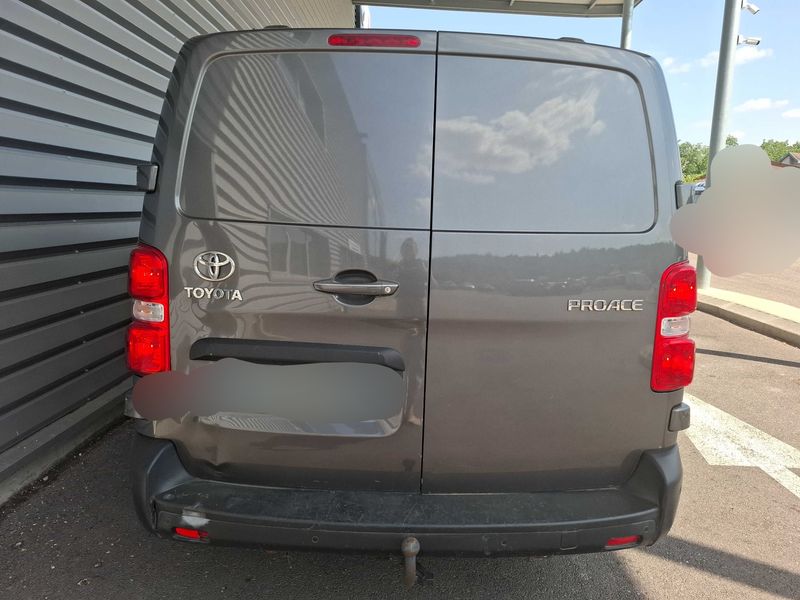 Toyota ProAce 2.0 D-4D L1 Combi Dynamic — zdjęcie 4