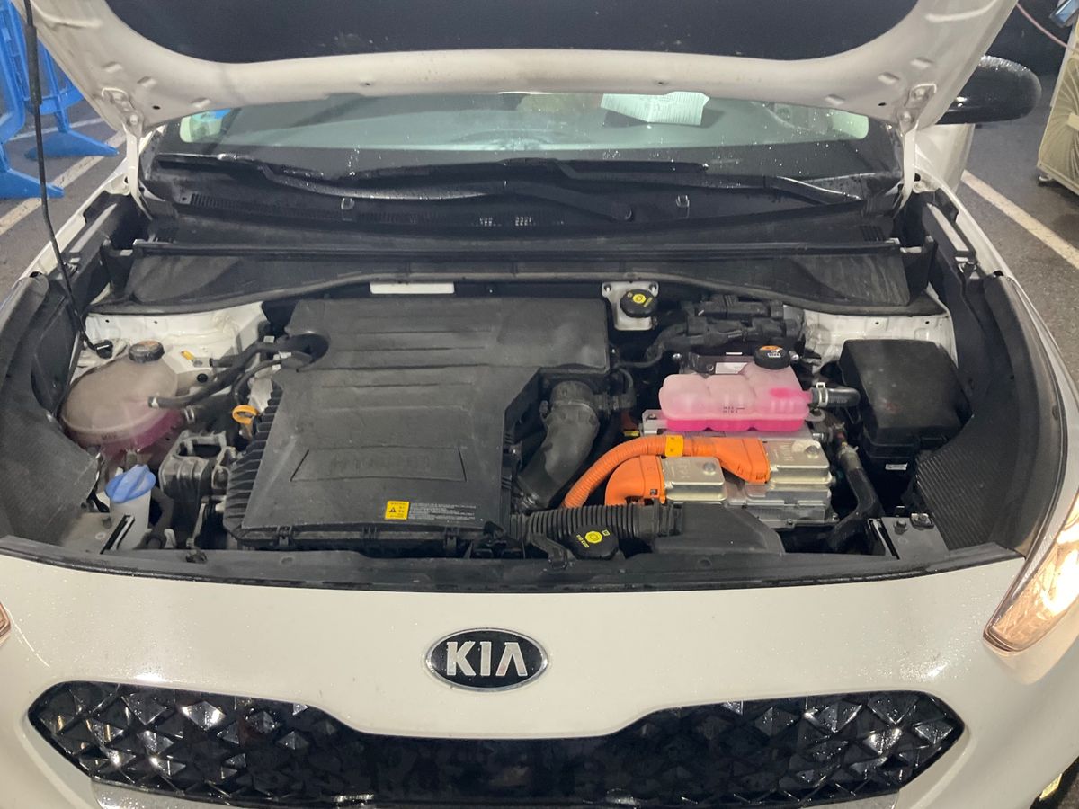 Kia Niro 2021 — photo 35