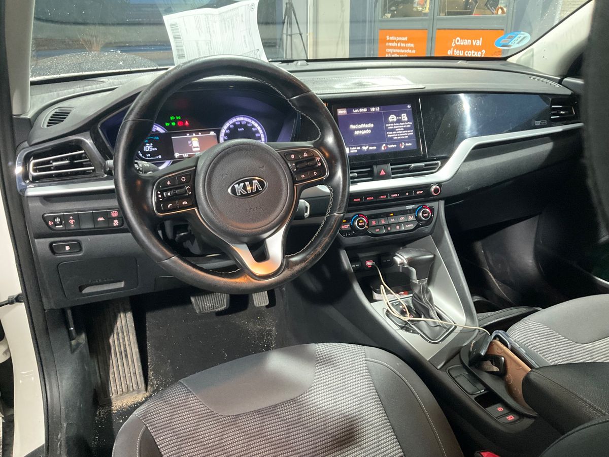 Kia Niro 2021 — photo 18