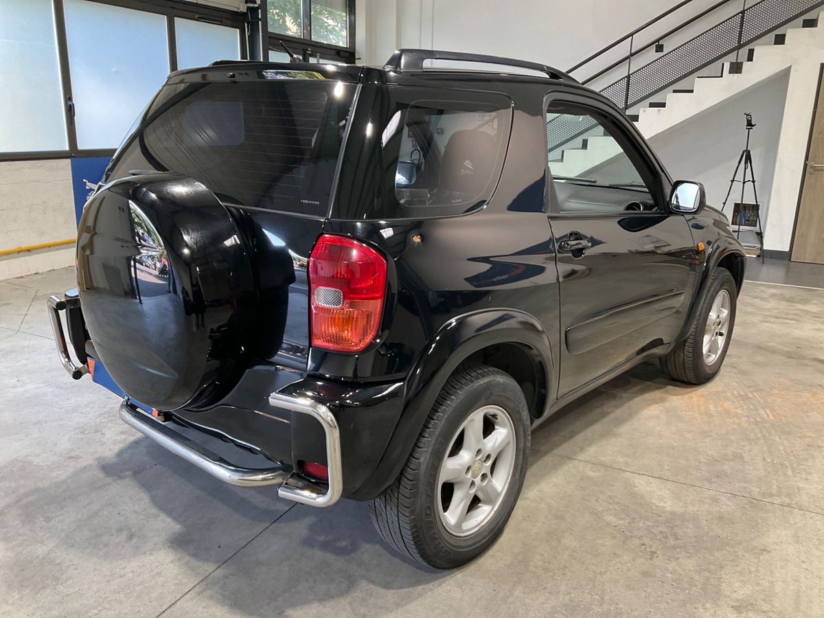 Toyota RAV 4 2.0 4x4