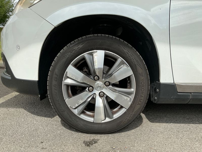 Peugeot 2008 1.6 e-HDi Allure 2015 – снимка 3