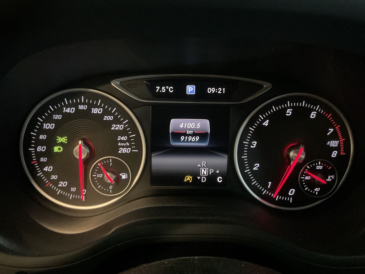 Mercedes-Benz B-Klasse 2015 — photo 19