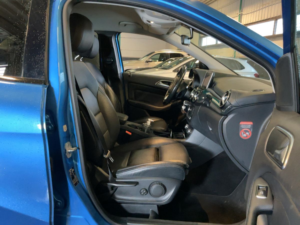 Mercedes-Benz B-Klasse 2015 — photo 17