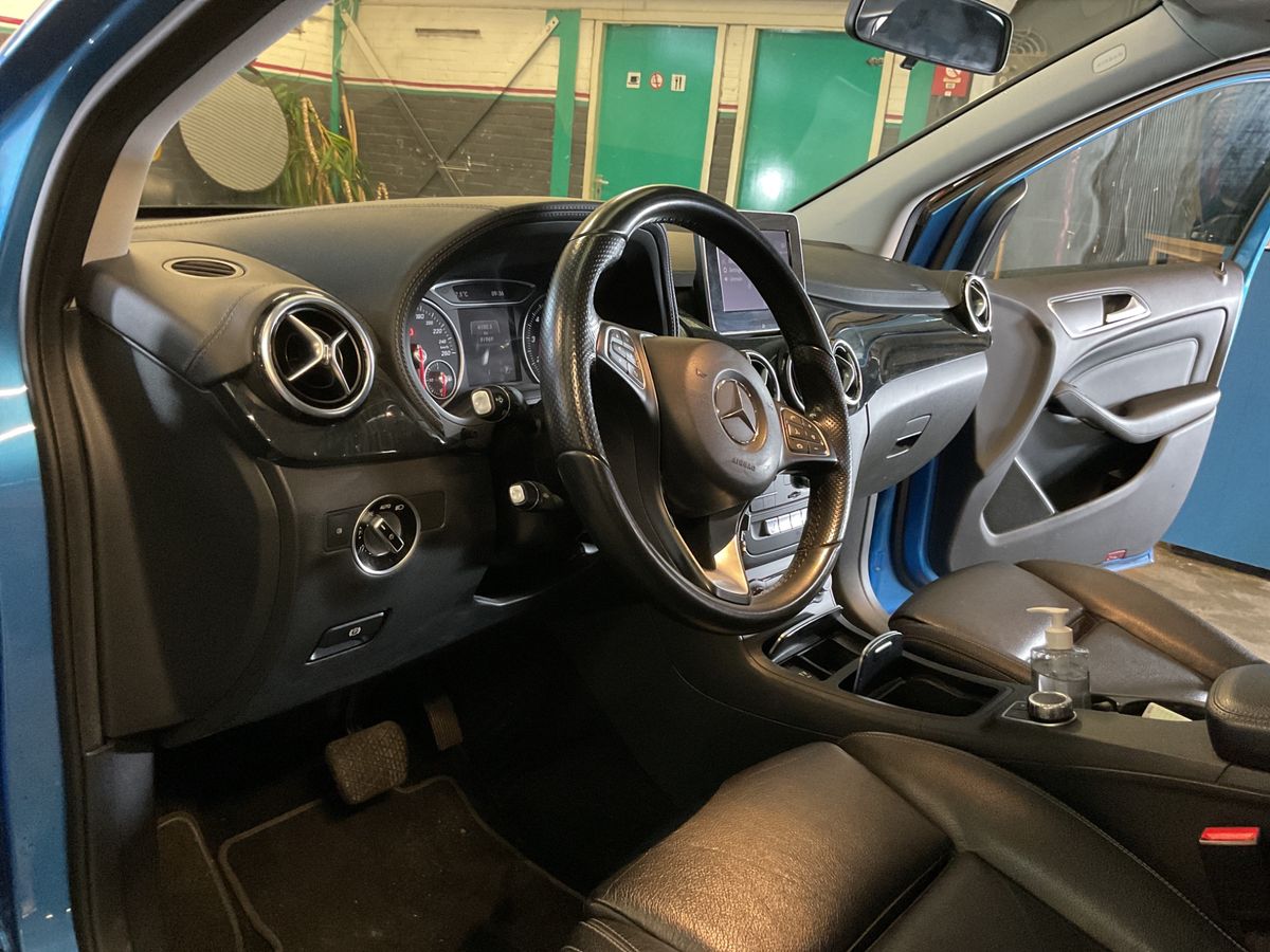 Mercedes-Benz B-Klasse 2015 — photo 23