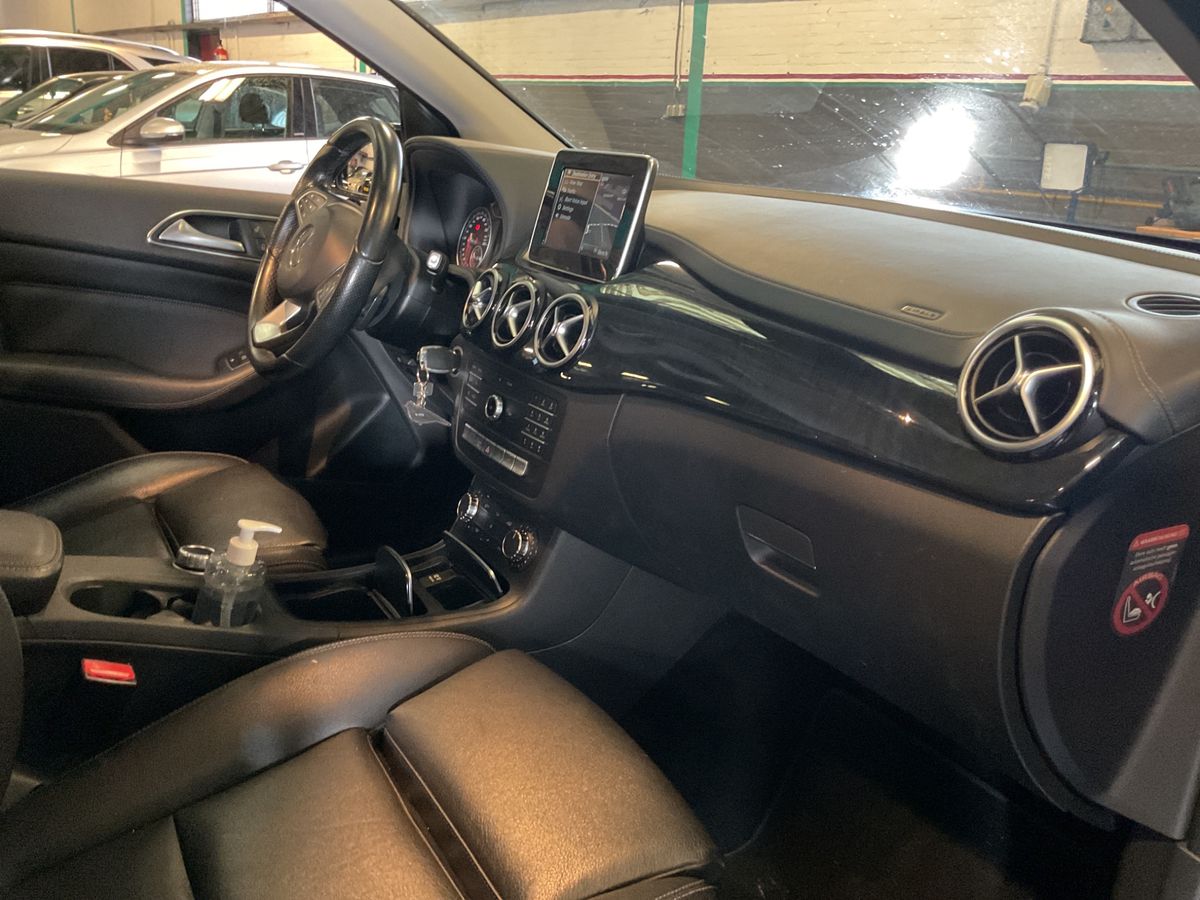 Mercedes-Benz B-Klasse 2015 — photo 25