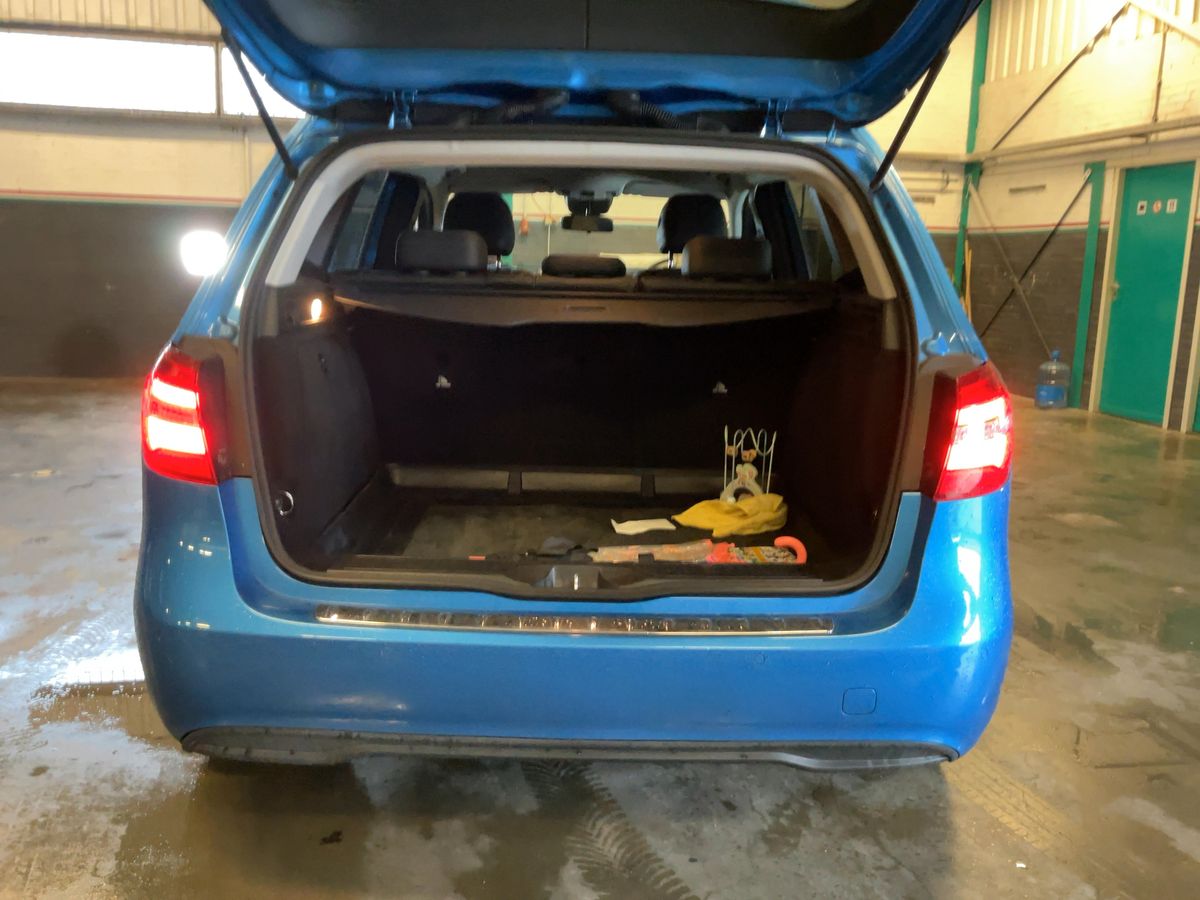 Mercedes-Benz B-Klasse 2015 — photo 16