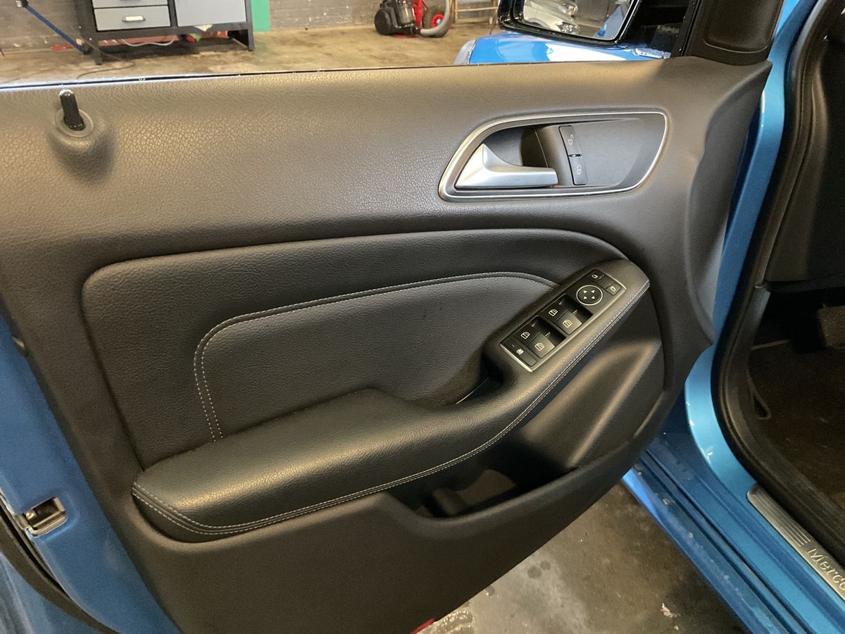 Mercedes-Benz B-Klasse 2015 — photo 26