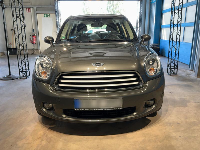 MINI Countryman Cooper ALL4 — zdjęcie 9