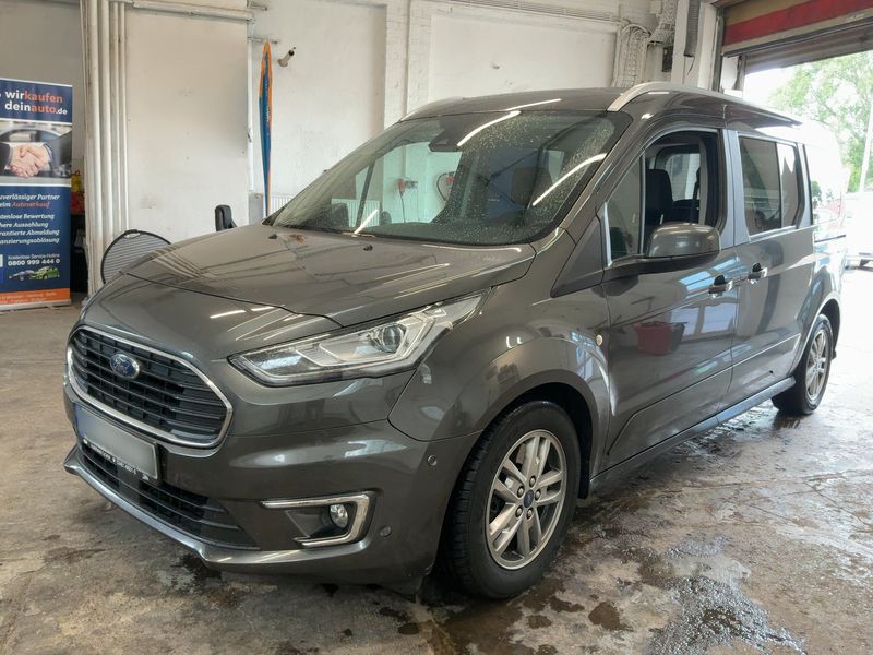 Ford Grand Tourneo Connect 1.5 TDCi EcoBlue Titanium