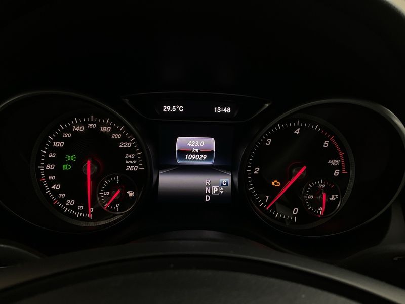 Mercedes-Benz CLA-Klasse CLA 180 d Shooting Brake Business — zdjęcie 13