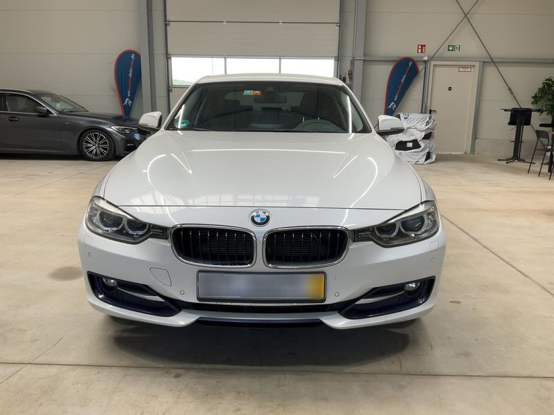 BMW 3er 320d xDrive 2015 – снимка 14