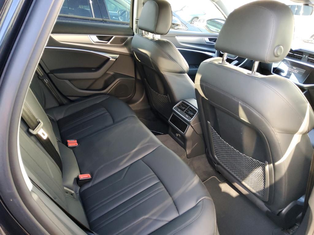 Audi A6 2022 — photo 32