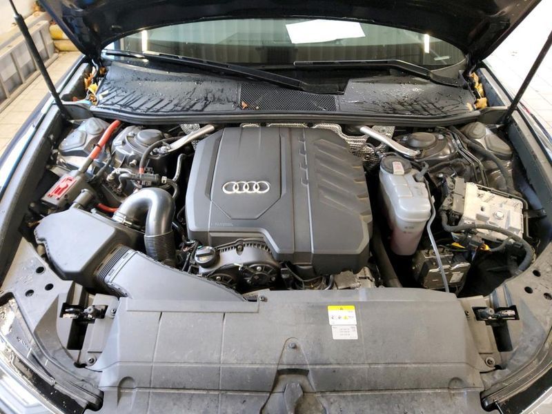Audi A6 2022 — photo 9