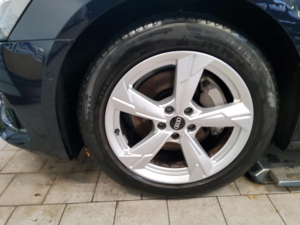 Audi A6 2022 — photo 25