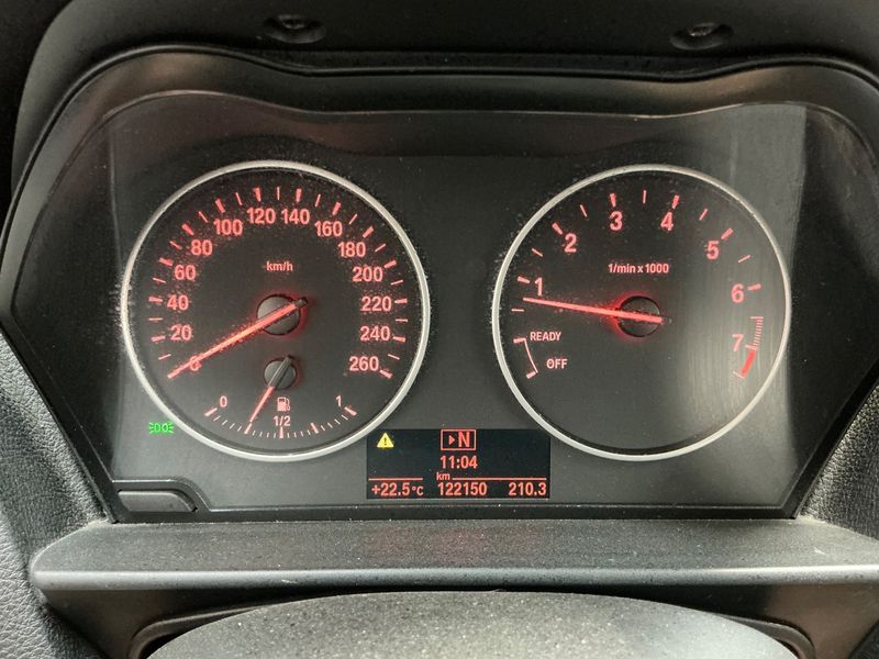 BMW 1er 116i 2012 – снимка 19