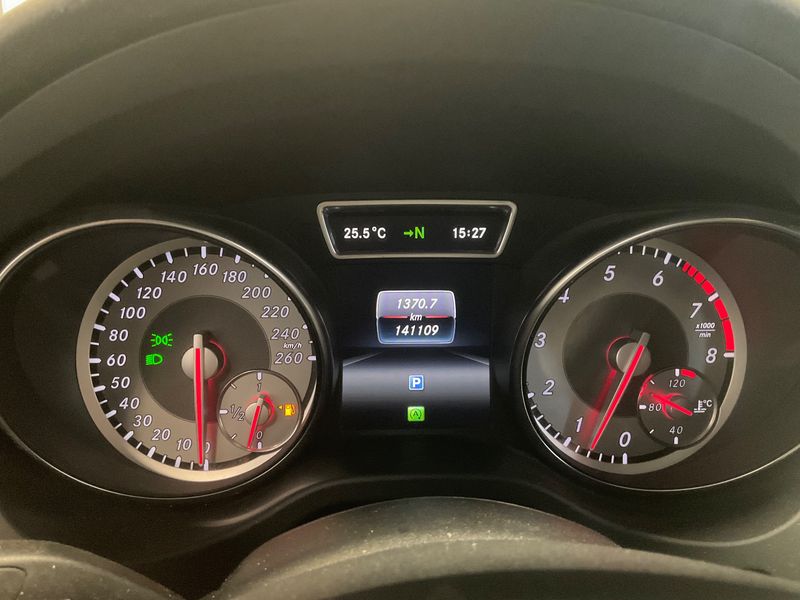 Mercedes-Benz GLA-Klasse GLA 200 Sensation 2016 – снимка 18
