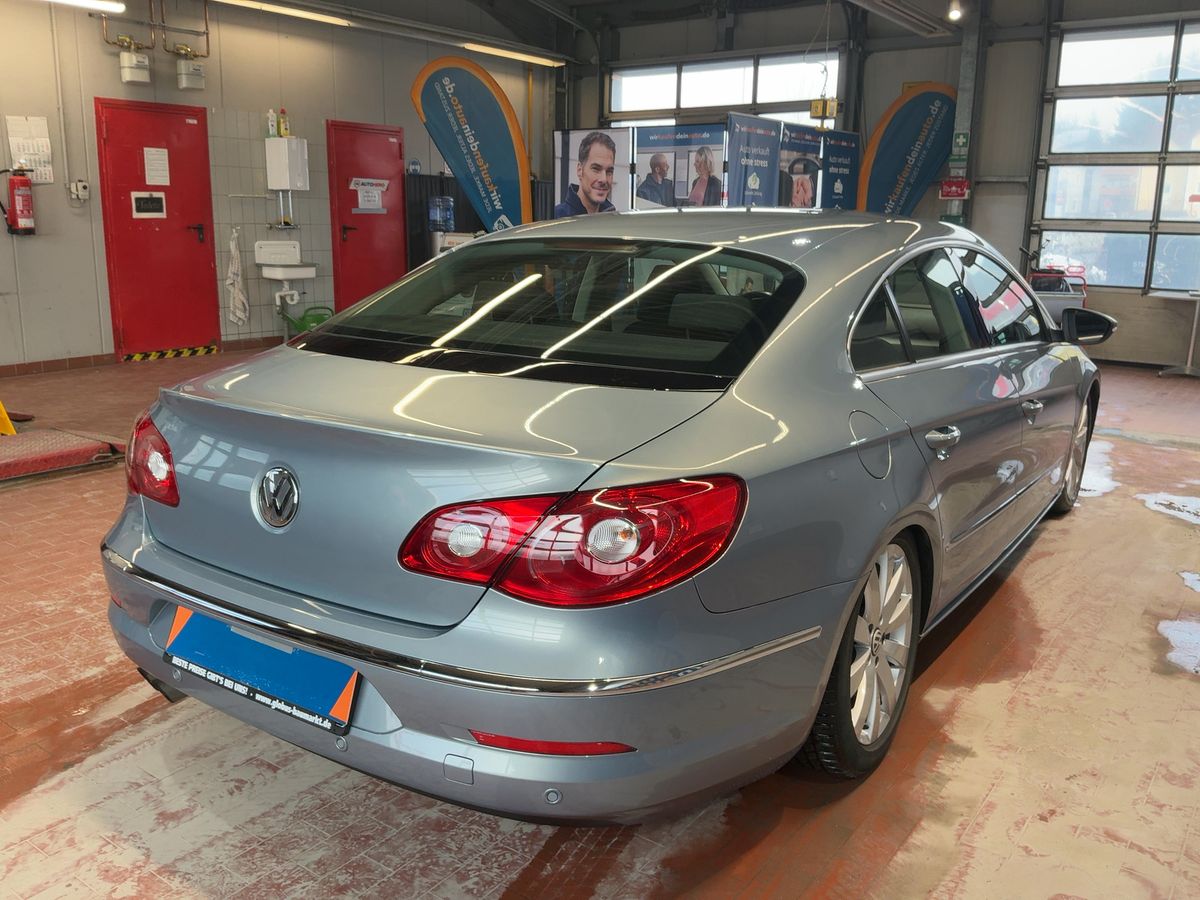 Volkswagen Passat 2010 — photo 9