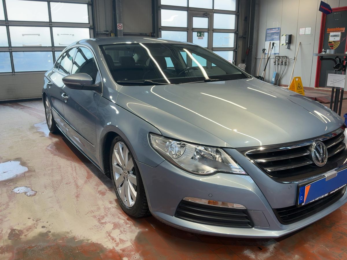 Volkswagen Passat 2010 — photo 13
