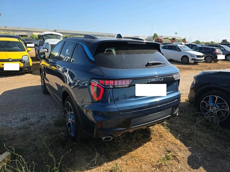 Lynk & Co 01 1.5 Plug-in Hybrid — zdjęcie 3