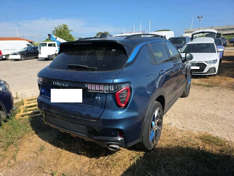 Lynk & Co 01 1.5 Plug-in Hybrid — zdjęcie 5