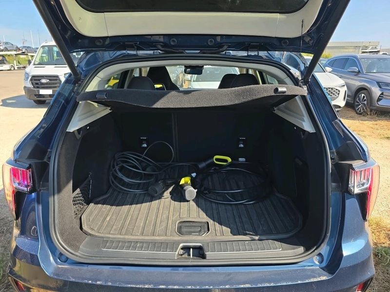 Lynk & Co 01 1.5 Plug-in Hybrid — zdjęcie 9