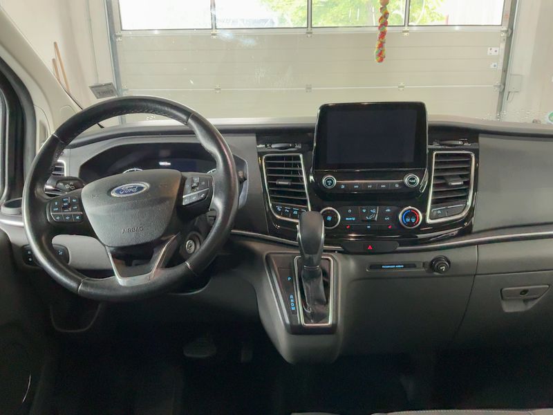 Ford Tourneo Custom 2.0 TDCi 320 L1 Tourneo Titanium — zdjęcie 12